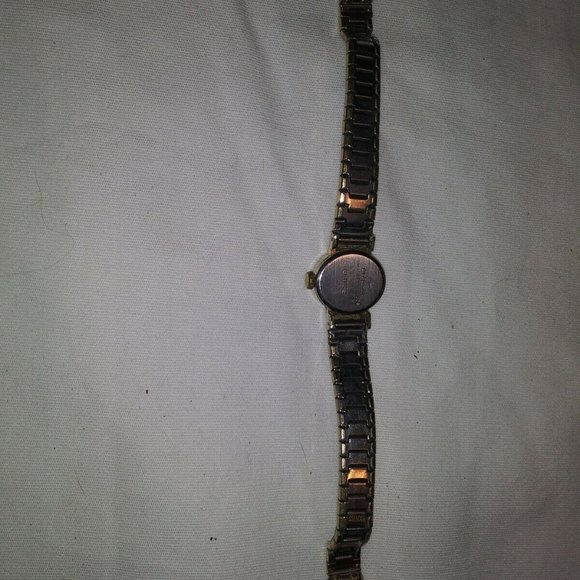 SEIKO LADIES SMALL ROUND FACE WRISTWATCH CA 00598 main image 5